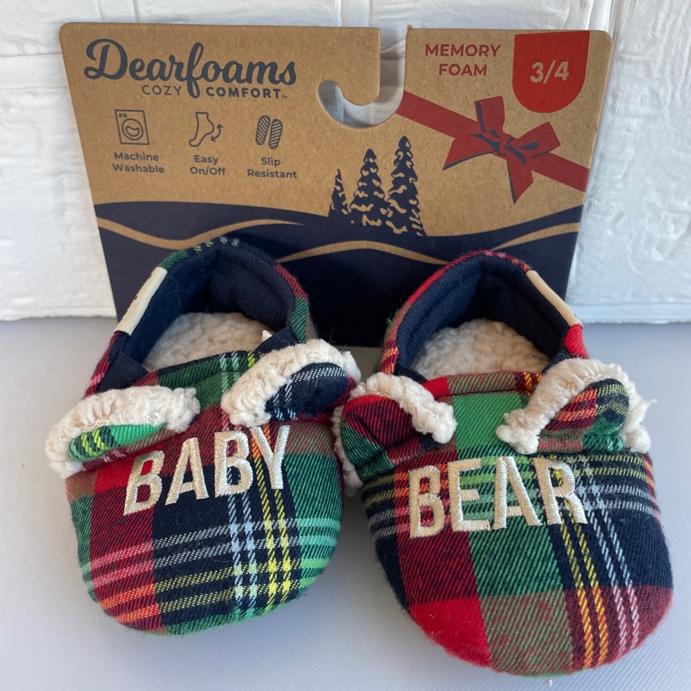 Dearfoams Memory Foam Holiday Baby Bear Warm Toddler Slippers